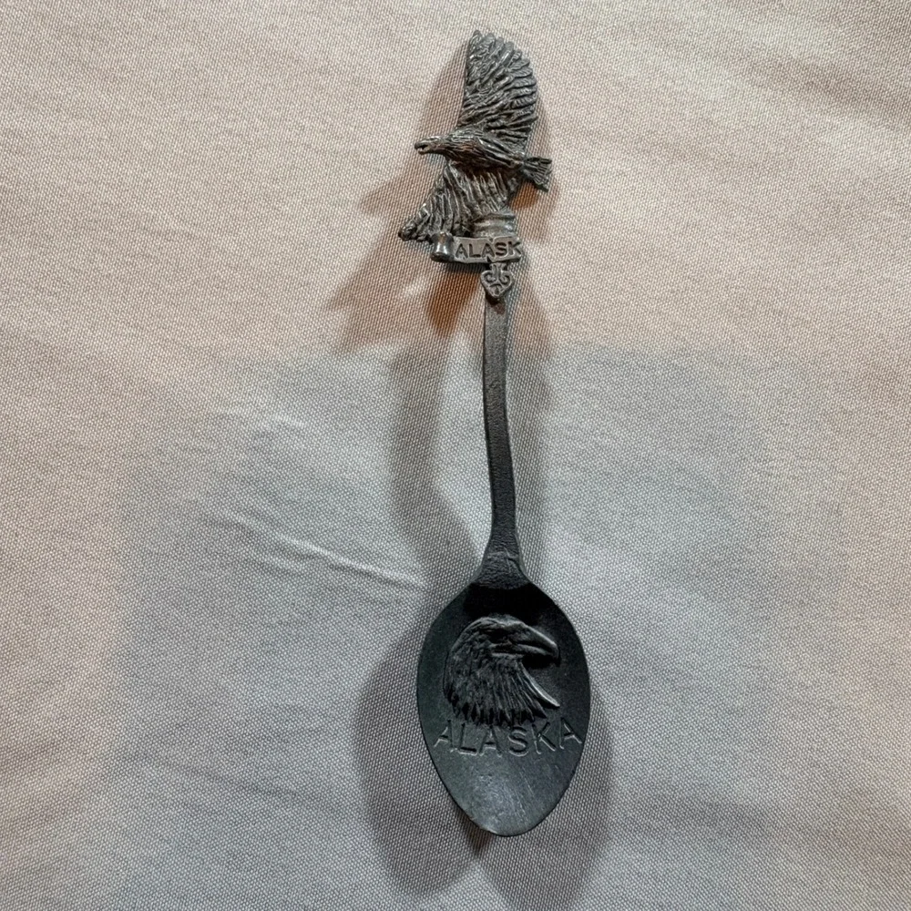 WAPW Alaska Souvenir Spoon Pewter Bald Eagle Collector Spoon Made in England 4.5